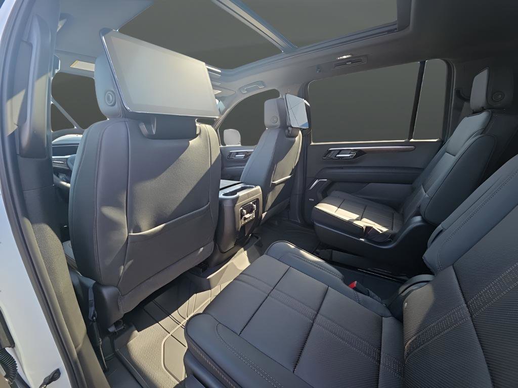 New 2026 Chevrolet Suburban High Country image 12