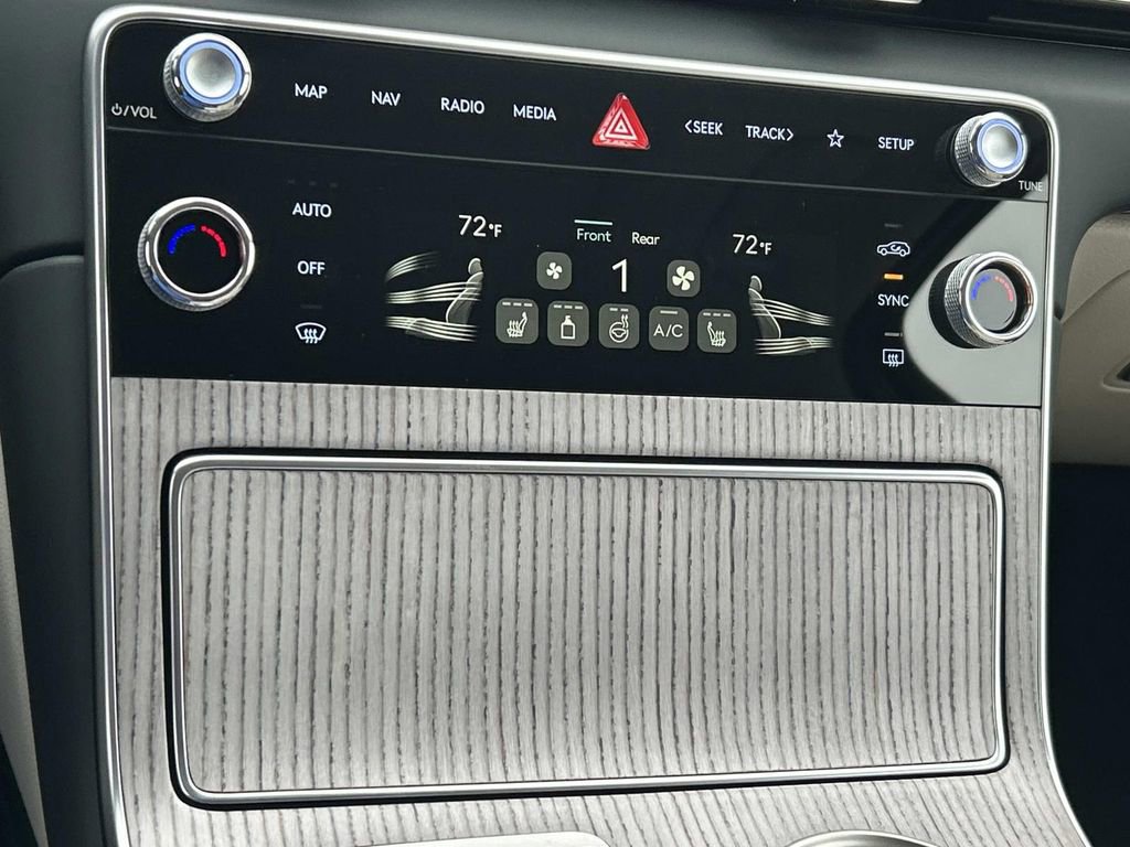 New 2026 Genesis GV80 2.5T Select image 33