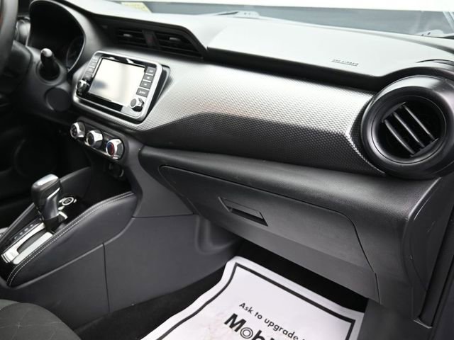 Used 2019 Nissan Kicks S image 34