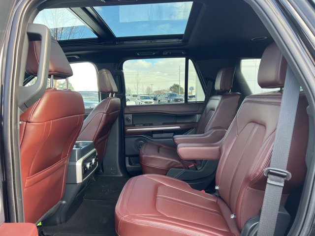 Used 2023 Ford Expedition Limited image 19
