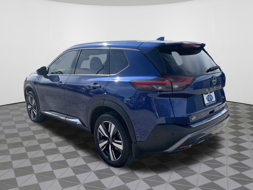Used 2023 Nissan Rogue SL w/ SL Premium Package image 13