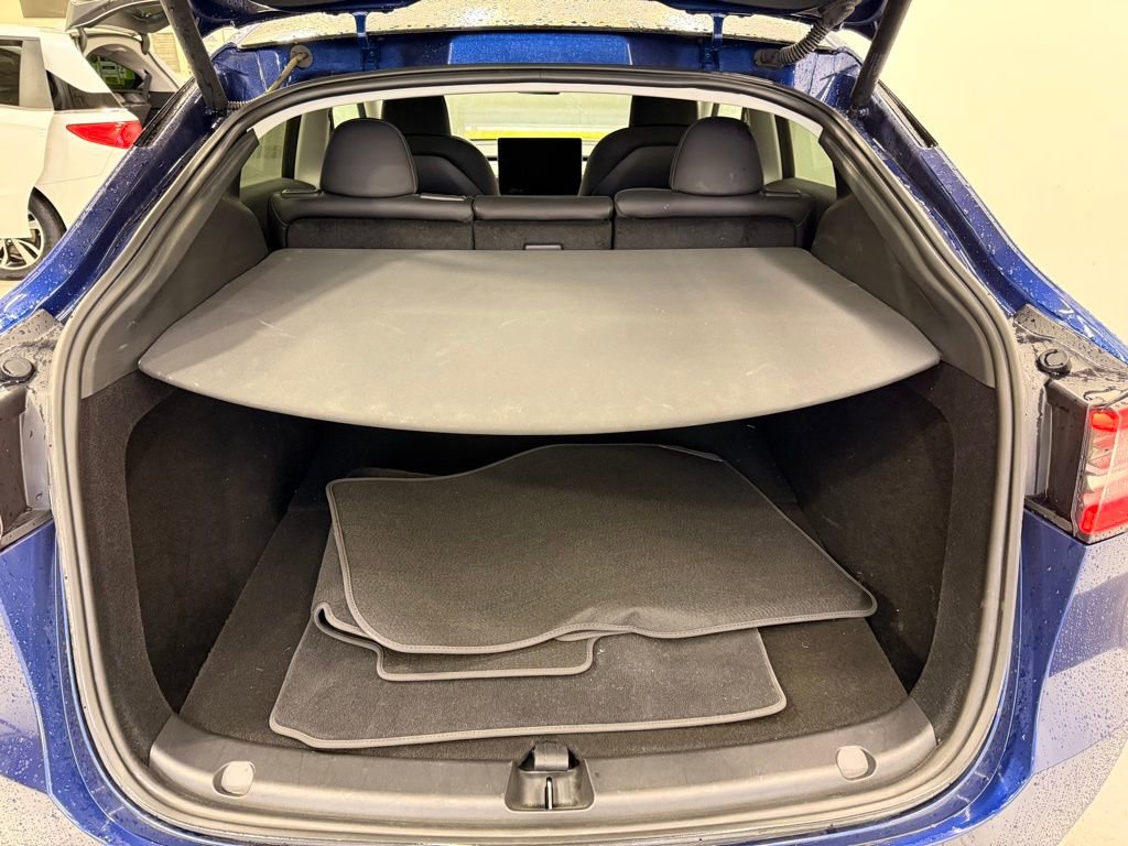 Used 2023 Tesla Model Y Long Range image 21