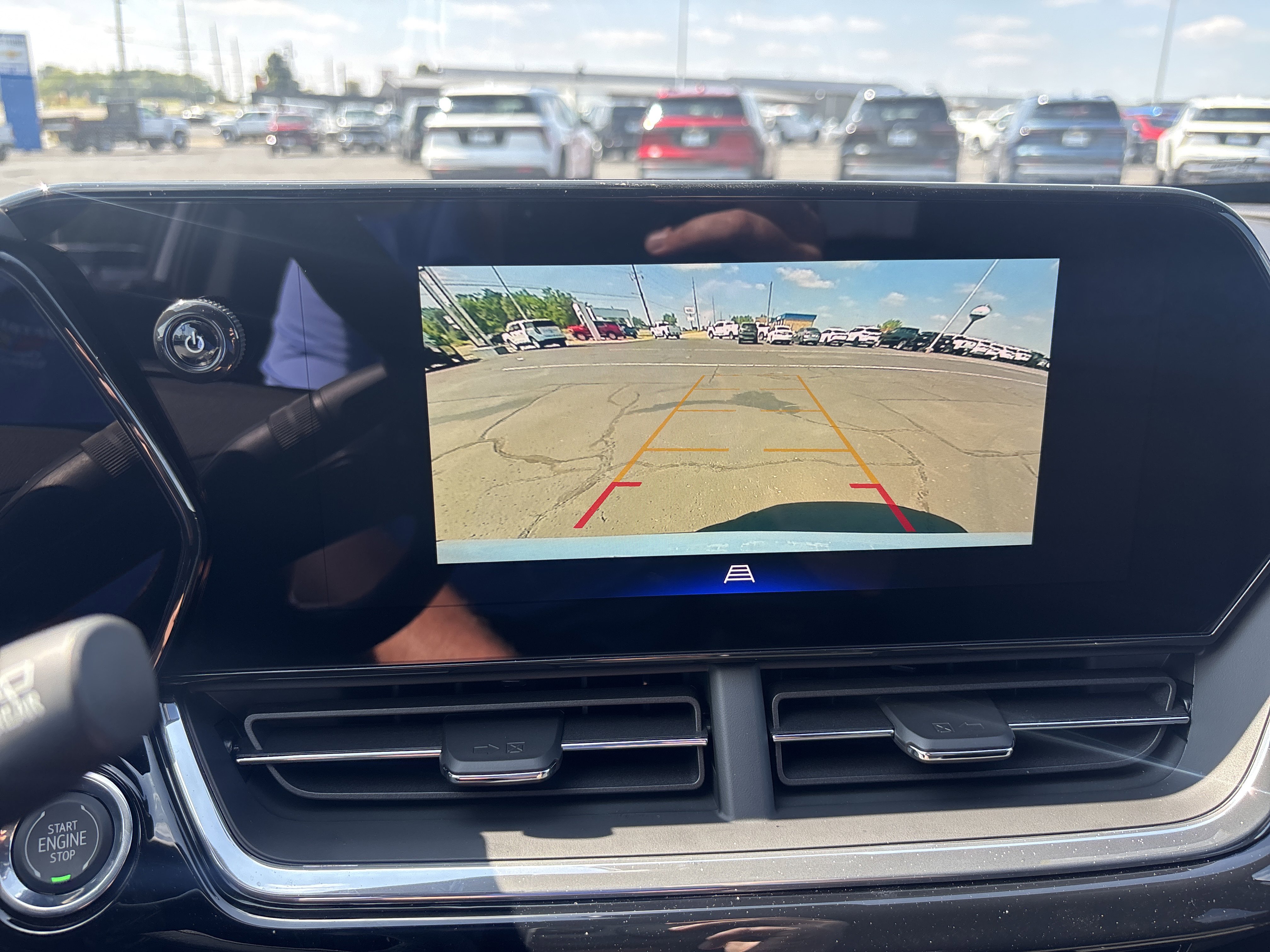 New 2025 Chevrolet Trax RS w/ Driver Confidence Package image 18