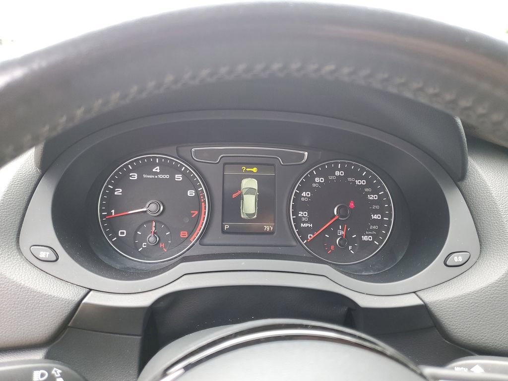 Used 2018 Audi Q3 2.0T Premium FWD image 26