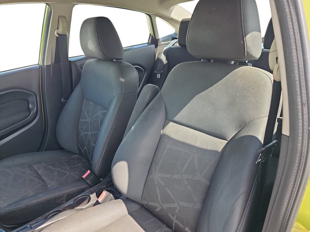 Used 2013 Ford Fiesta SE FWD image 15