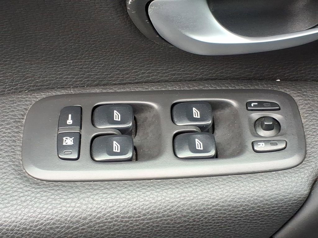 Used 2004 Volvo S80 2.9 image 16