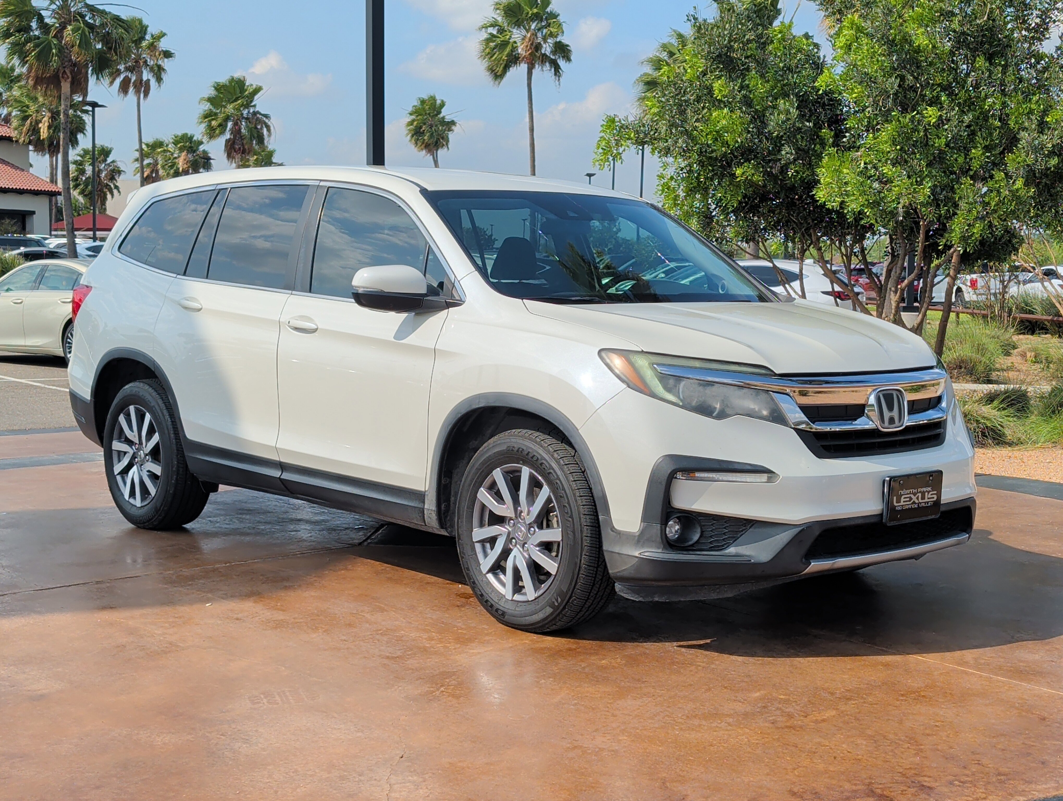 Used 2019 Honda Pilot EX image 1