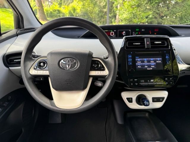Used 2017 Toyota Prius Two FWD image 13