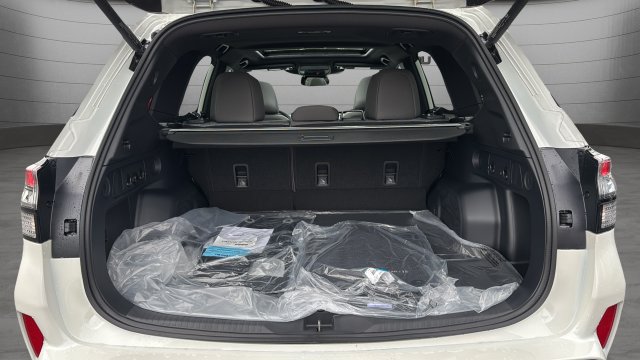 New 2026 Subaru Forester Touring AWD/4WD image 26