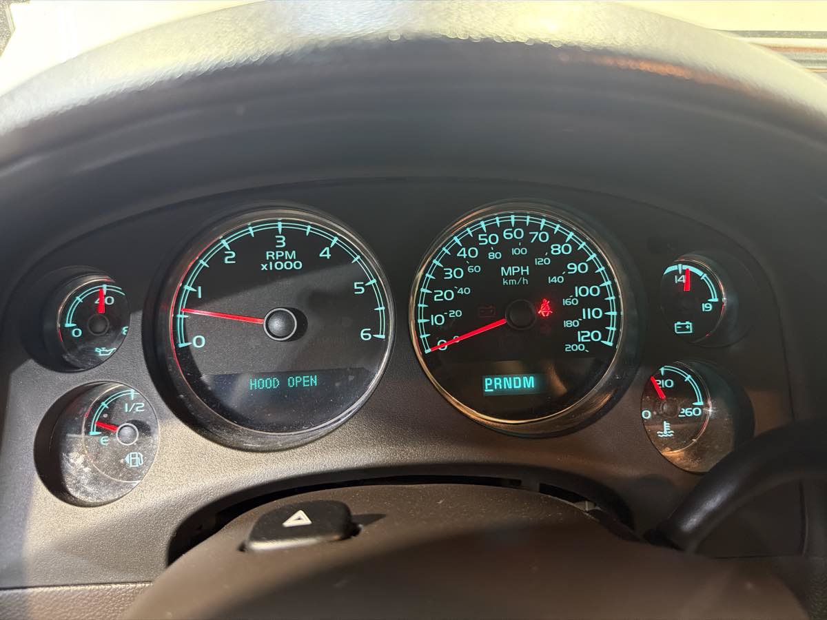 Used 2014 GMC Yukon Denali RWD image 20