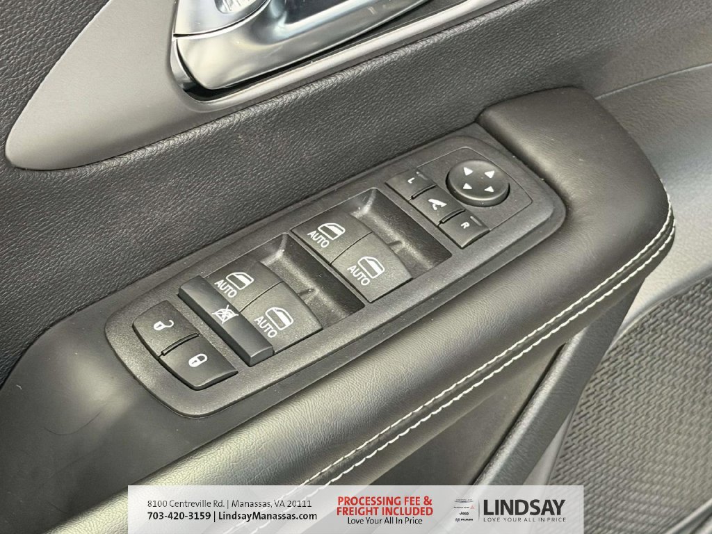 New 2027 Chrysler Pacifica Limited AWD/4WD image 21