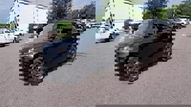 Used 2025 Land Rover Range Rover Velar Dynamic SE image 36