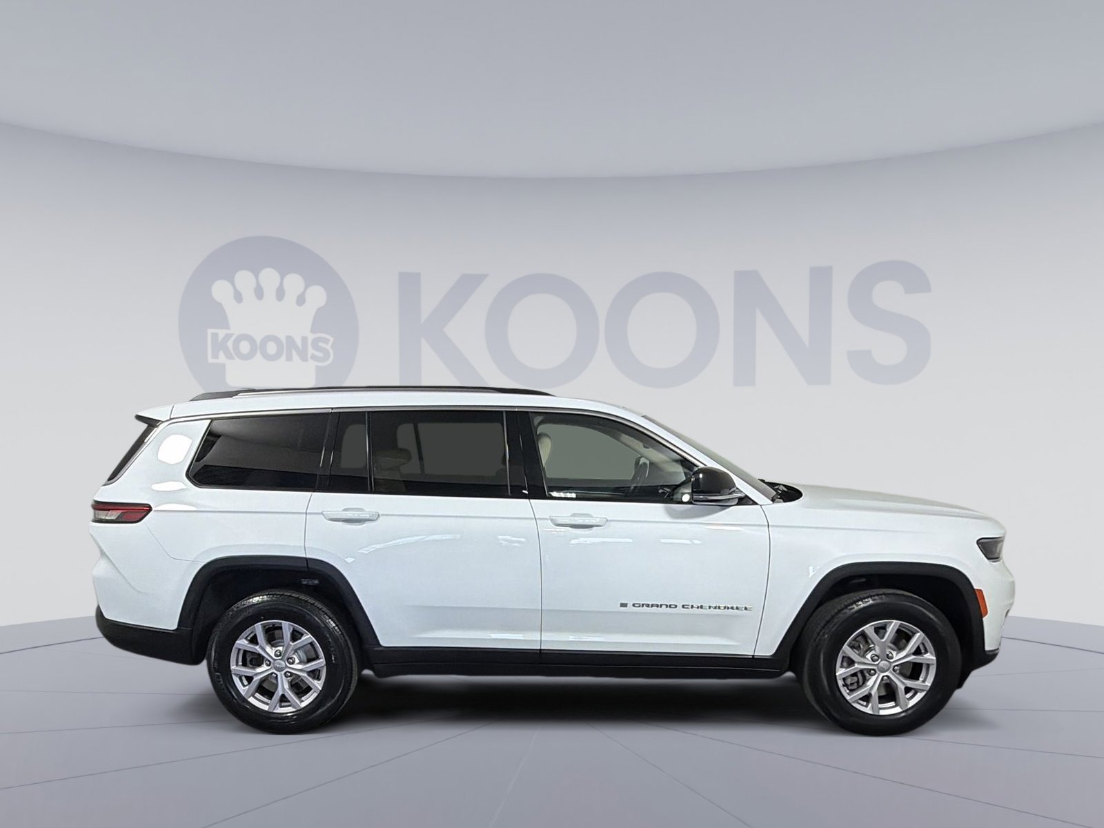 Used 2022 Jeep Grand Cherokee L Limited image 8
