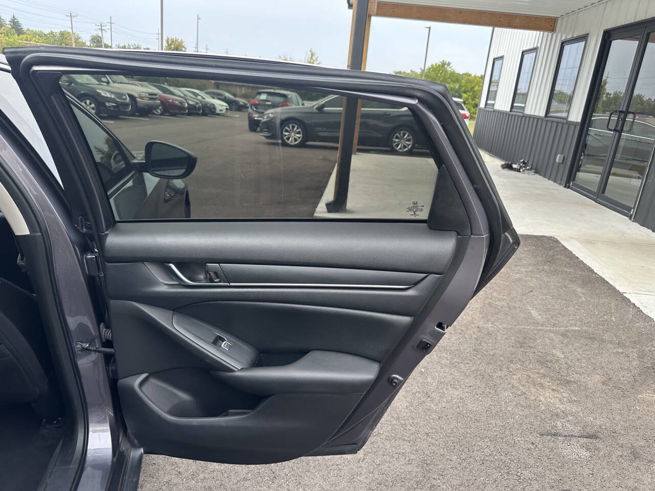 Used 2021 Honda Accord LX image 22