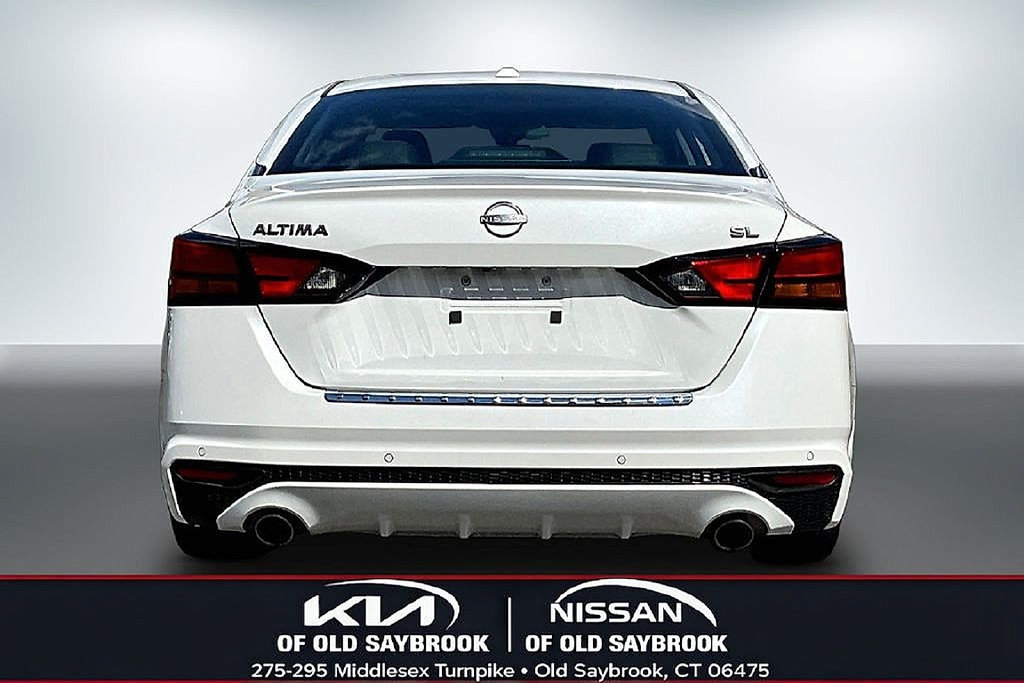 Used 2023 Nissan Altima 2.5 SL FWD image 5