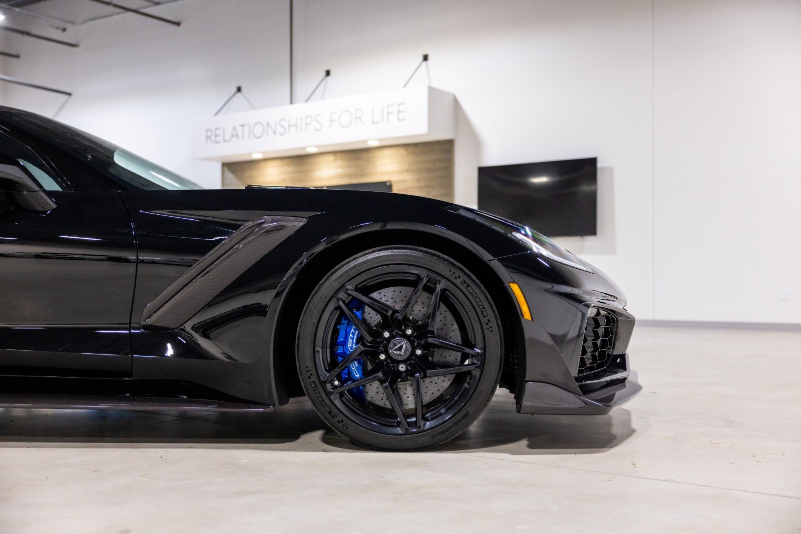 Used 2019 Chevrolet Corvette ZR1 RWD image 23