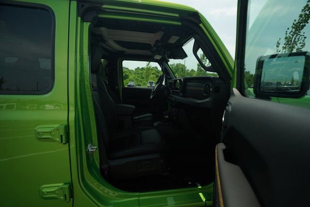 New 2025 Jeep Wrangler Unlimited Rubicon 392 image 16