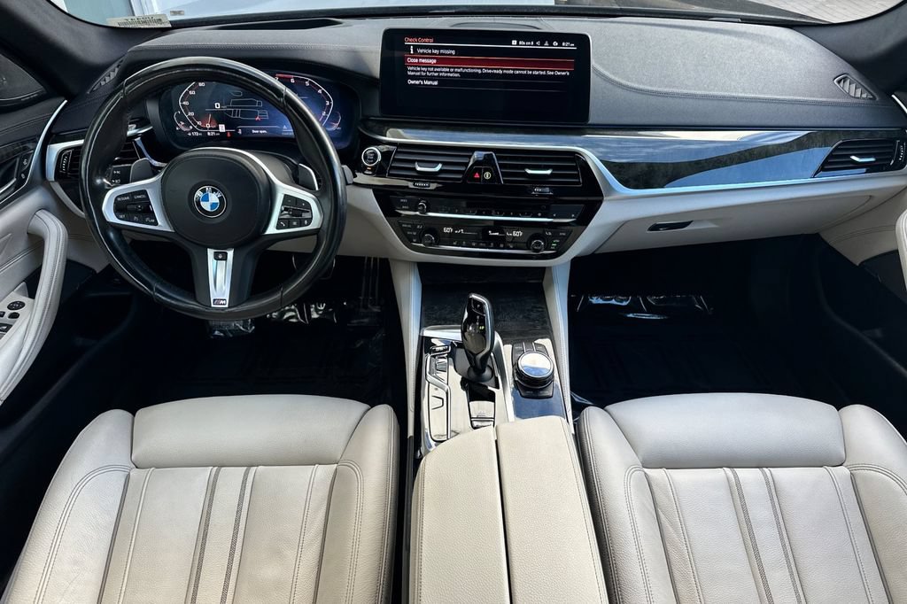 Used 2023 BMW M550i xDrive w/ Executive Package AWD/4WD image 14