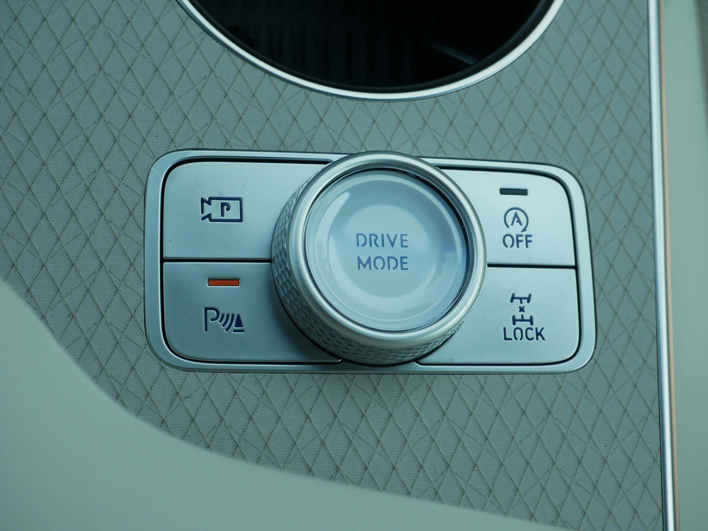 New 2025 Genesis GV80 3.5T Prestige image 7