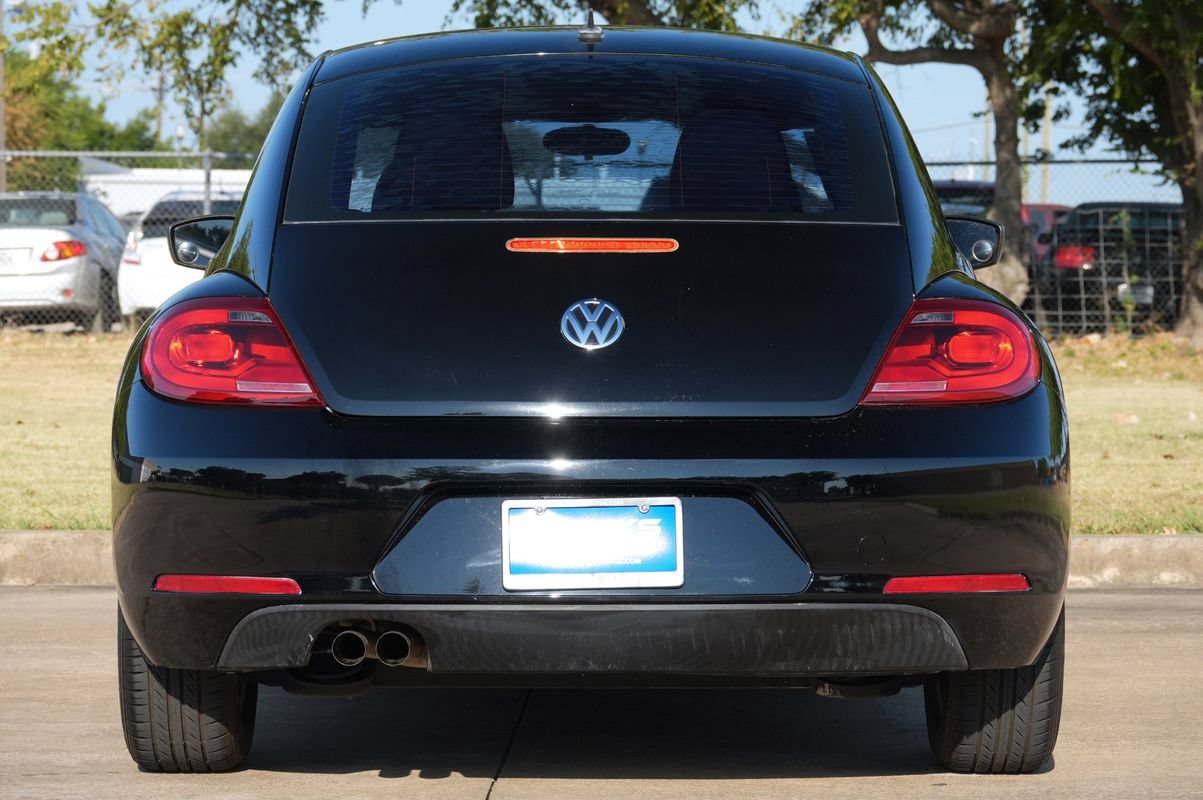 Used 2013 Volkswagen Beetle 2.5 FWD image 15