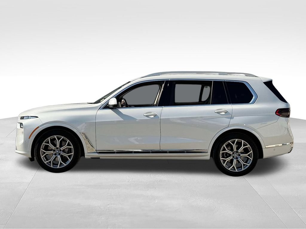 Used 2026 BMW X7 xDrive40i AWD/4WD image 5