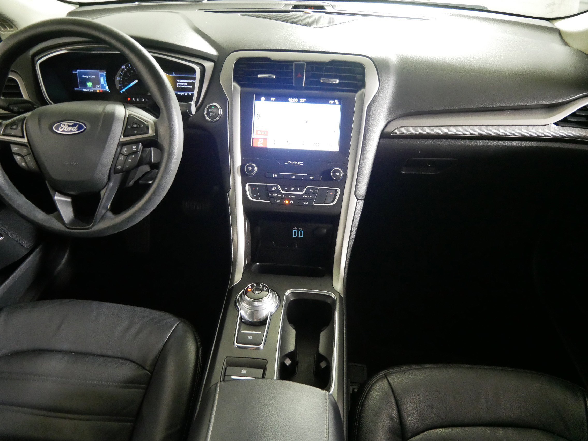 Used 2019 Ford Fusion SE image 10