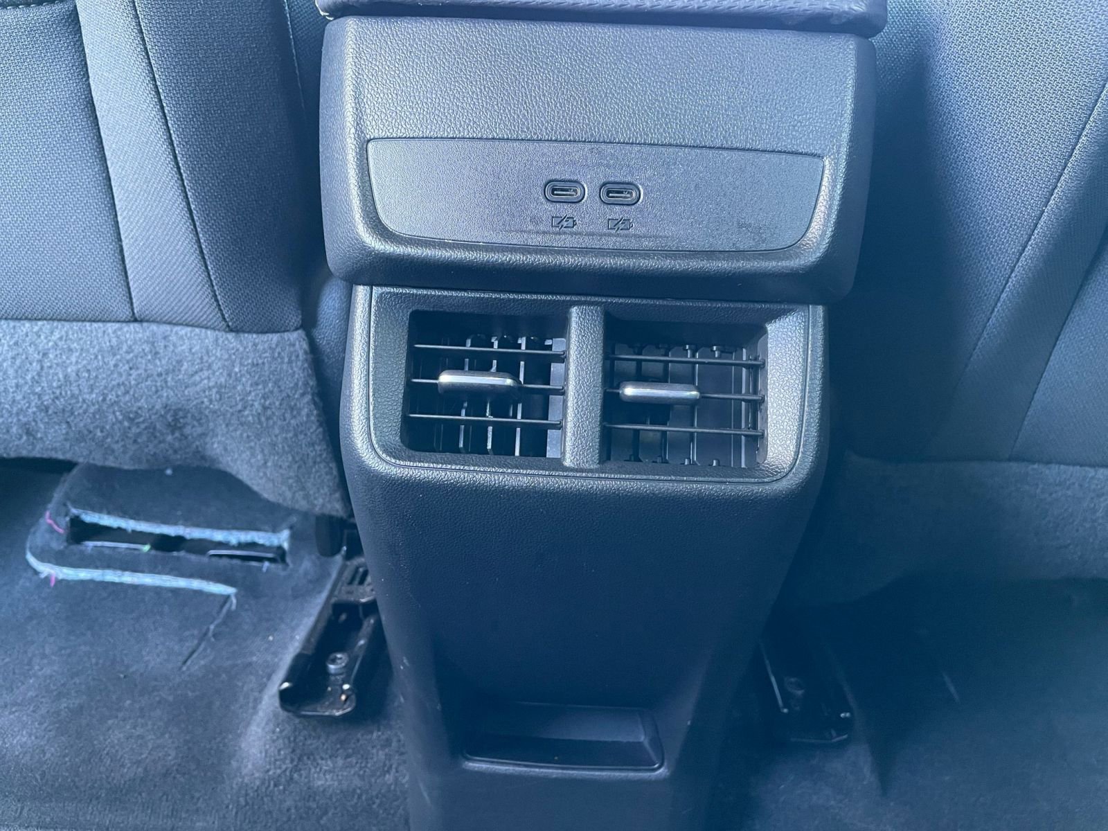 Used 2025 Chevrolet Equinox LT image 24