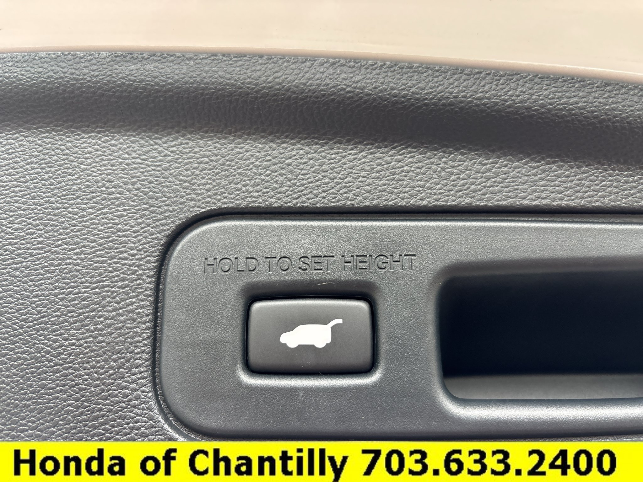 Used 2023 Acura MDX w/ Advance Package AWD/4WD image 29