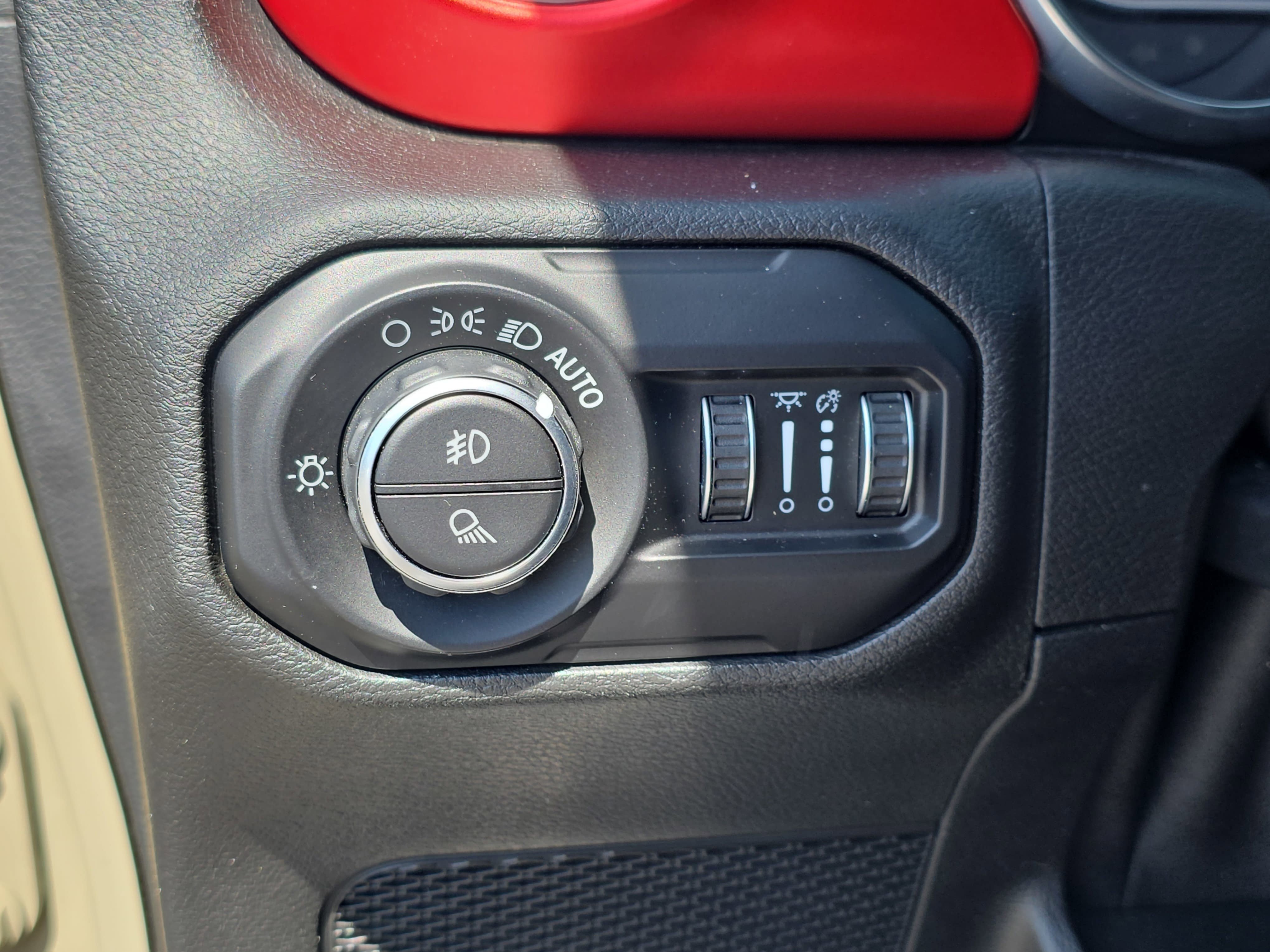 Used 2020 Jeep Gladiator Rubicon AWD/4WD image 22