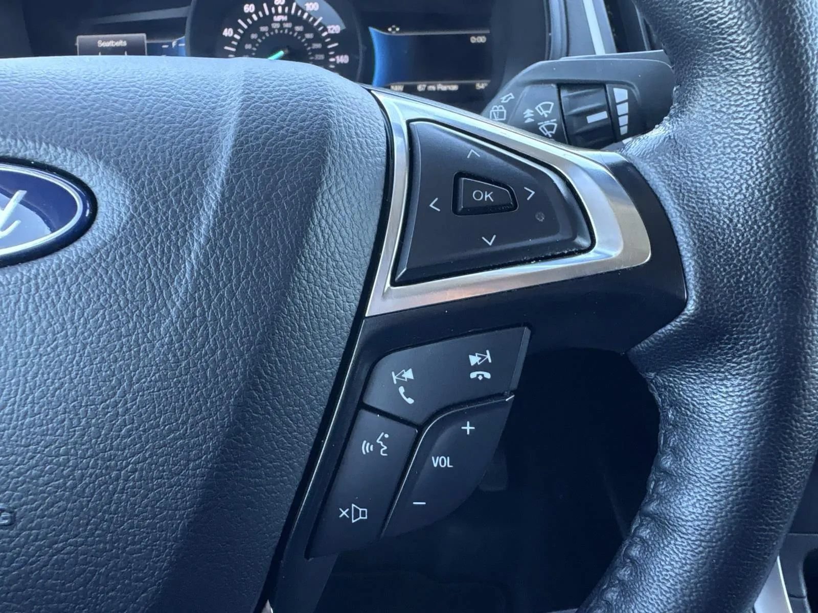 Used 2024 Ford Edge SEL AWD/4WD image 29