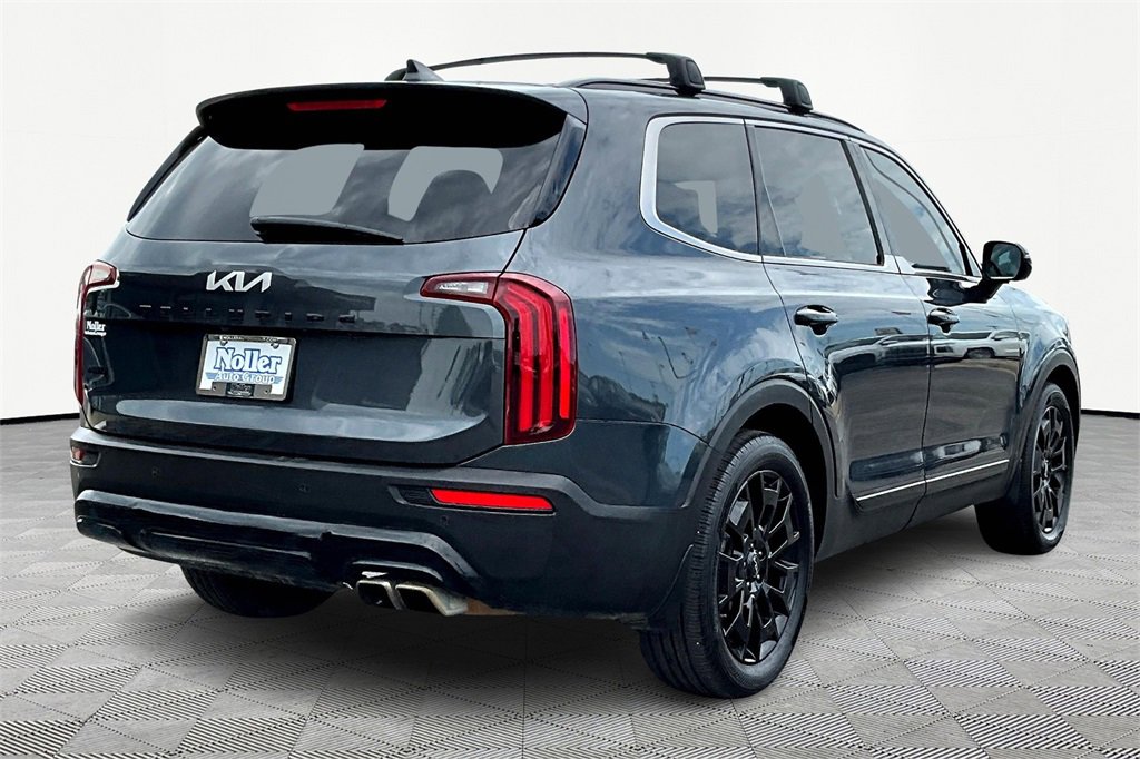 Used 2022 Kia Telluride SX w/ Nightfall Edition Package image 2