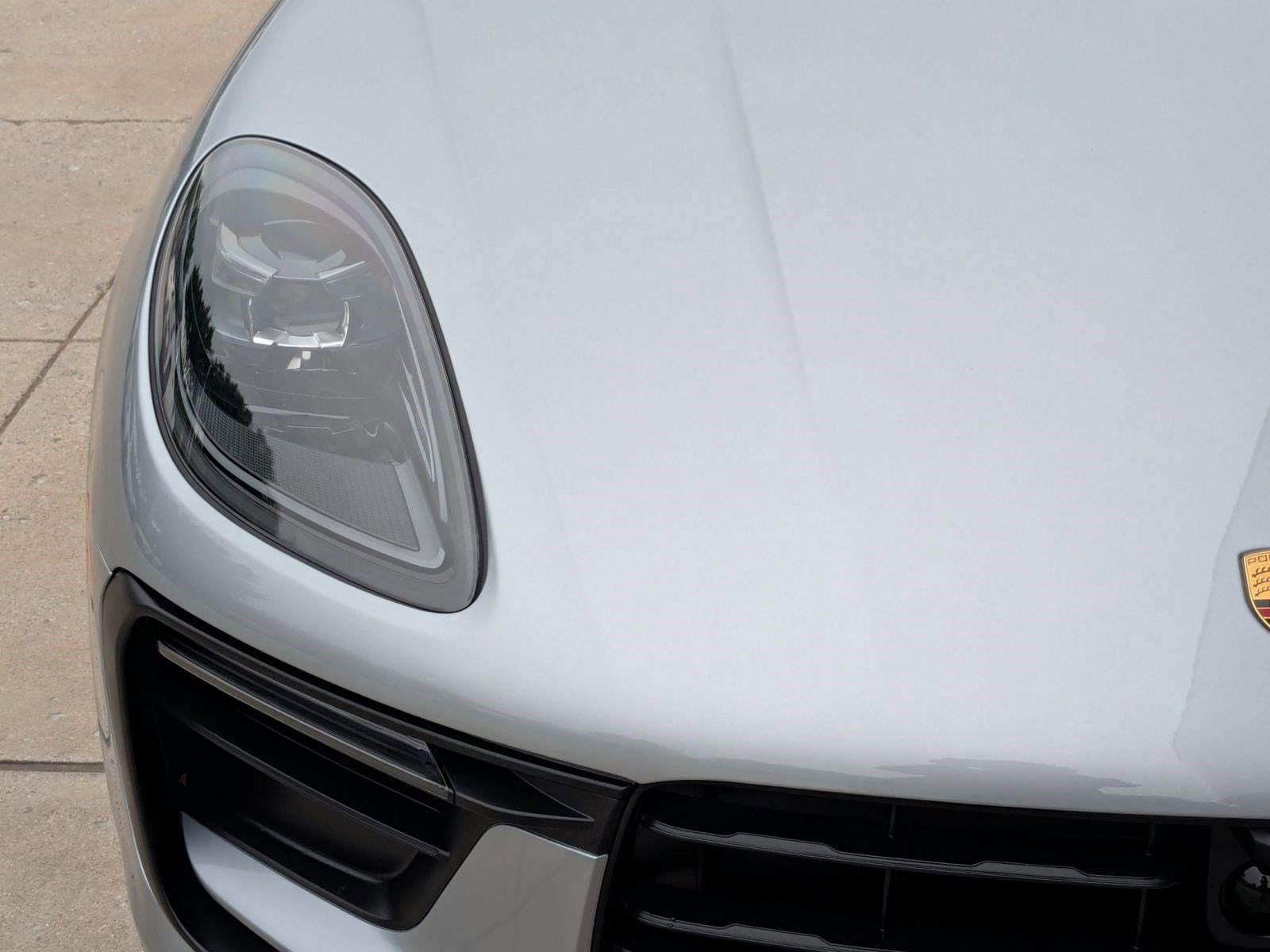 Certified 2026 Porsche Macan AWD/4WD image 12