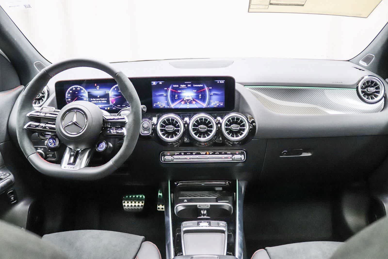 New 2025 Mercedes-Benz GLA 35 AMG 4MATIC image 11