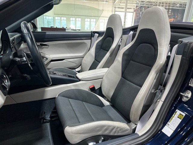 Used 2019 Porsche 911 Carrera GTS RWD image 4