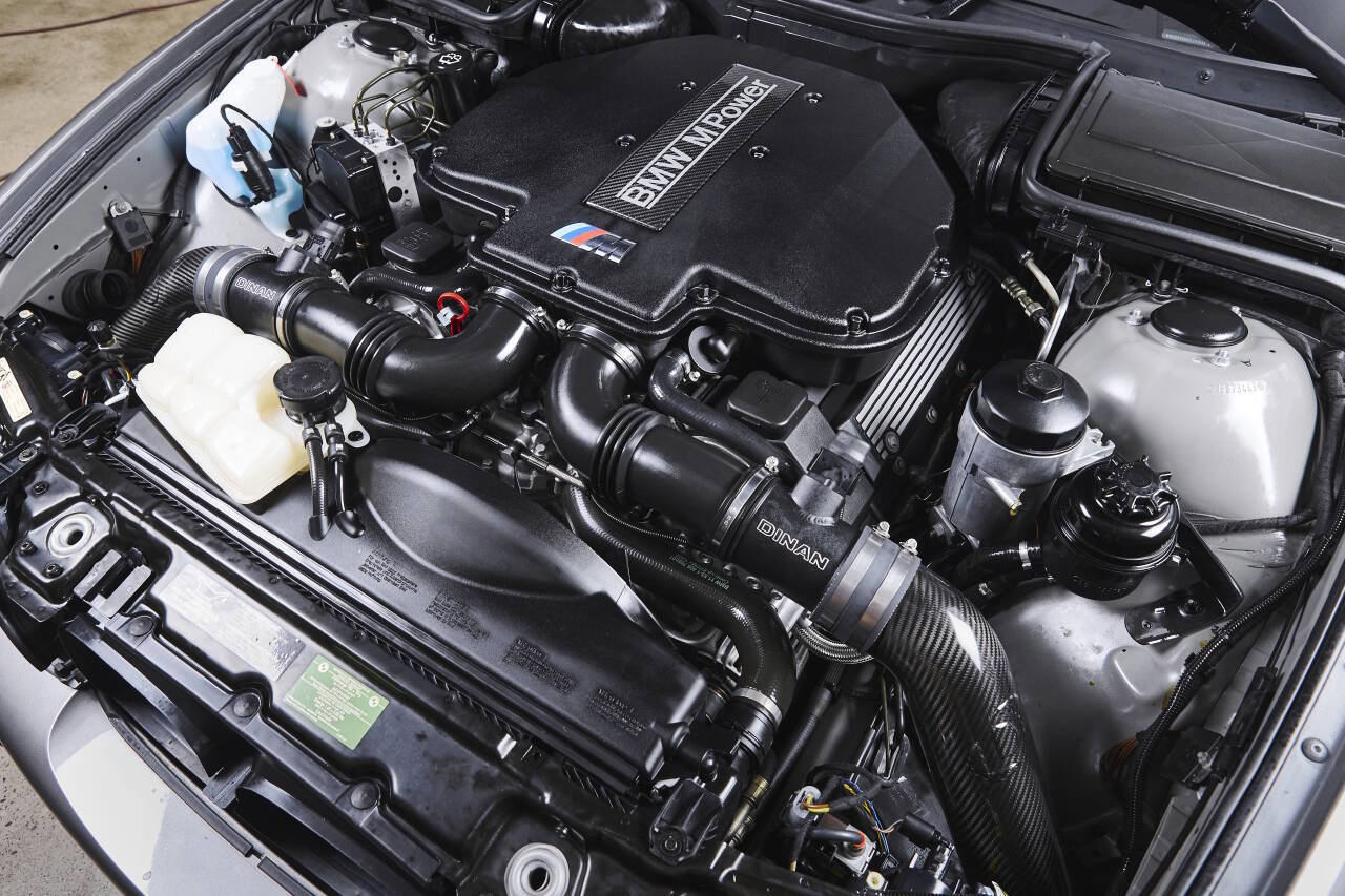 Used 2003 BMW M5 image 85