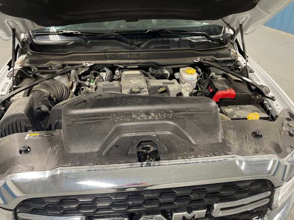 Used 2024 RAM 3500 Big Horn image 33
