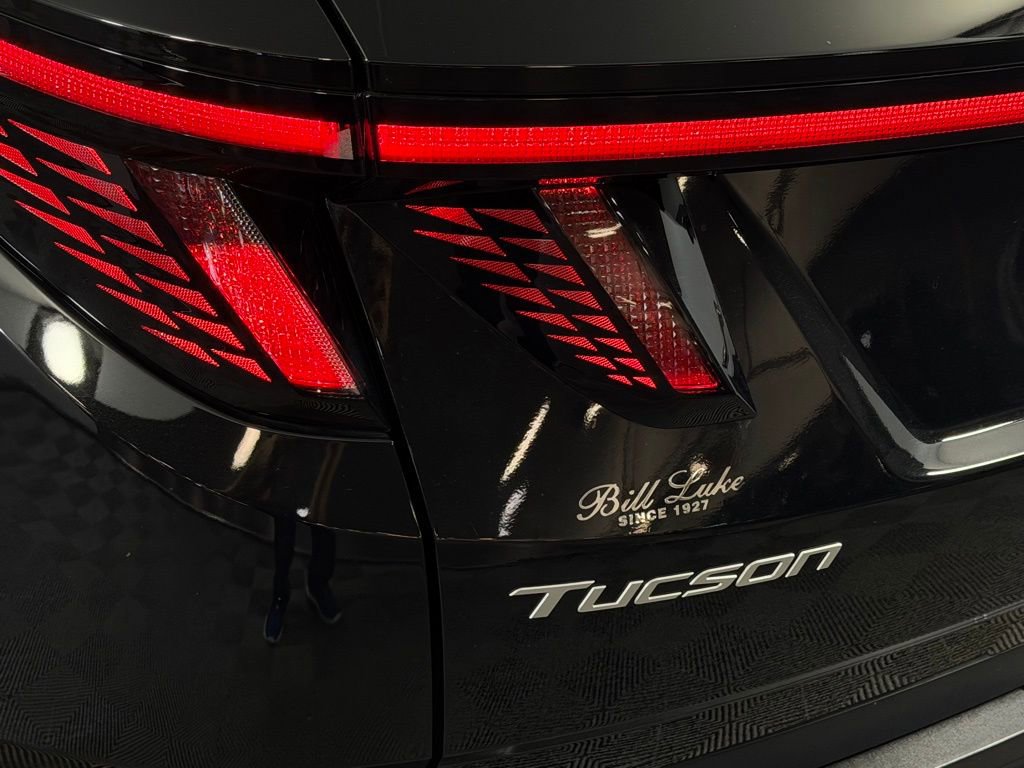 Used 2025 Hyundai Tucson Limited image 11