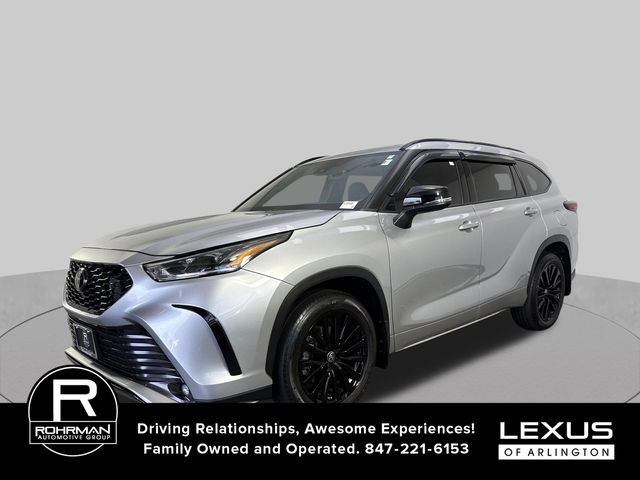 Used 2024 Toyota Highlander XSE AWD/4WD image 2