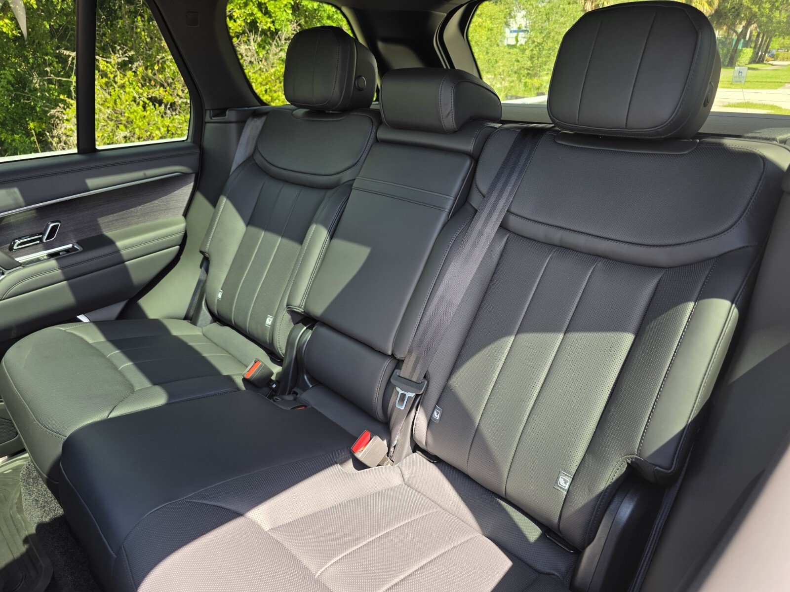 New 2026 Land Rover Range Rover SE AWD/4WD image 13