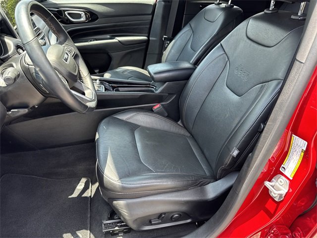 Used 2022 Jeep Compass Limited image 9