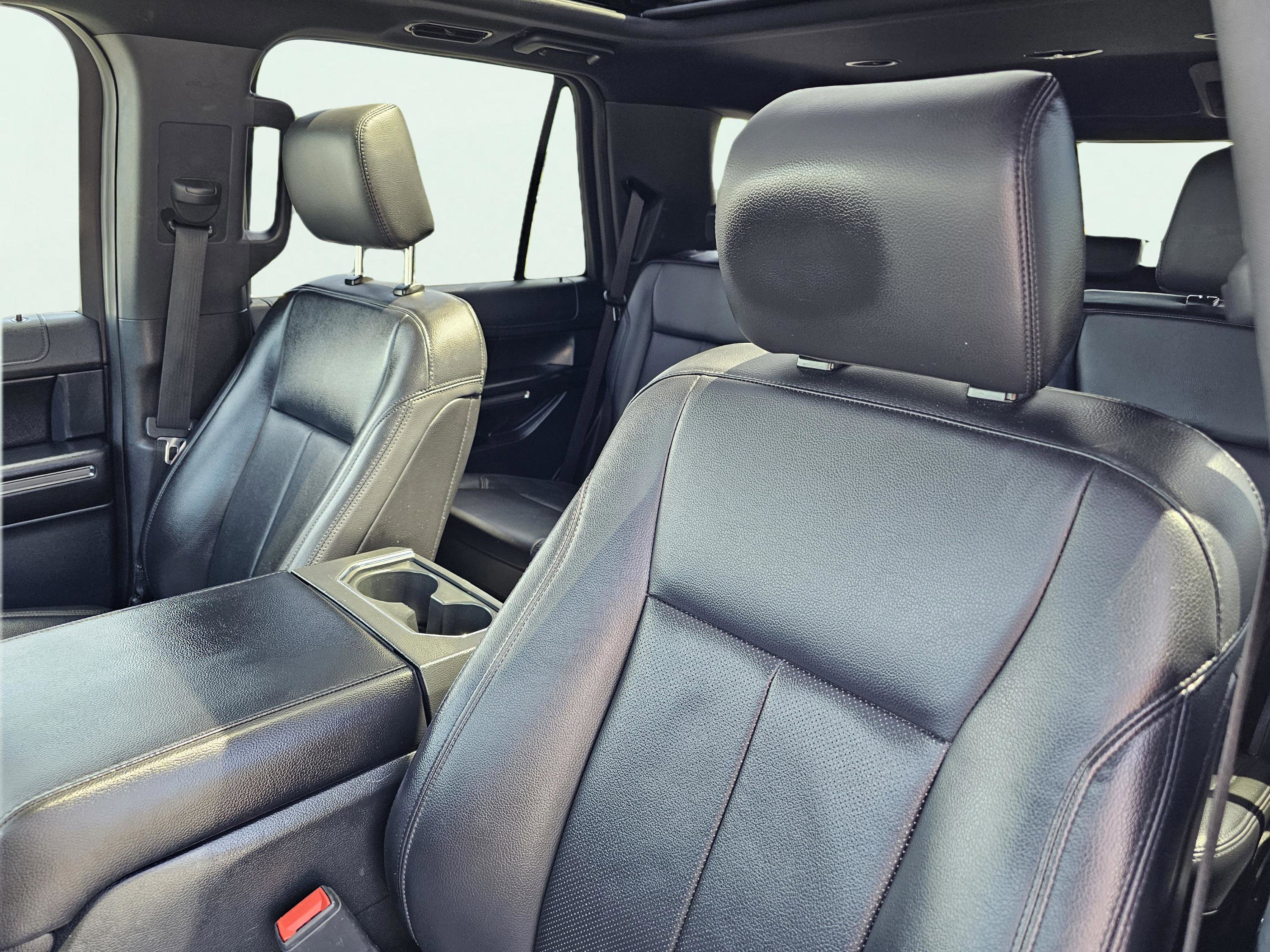 Used 2020 Ford Expedition XLT w/ Equipment Group 202A image 17