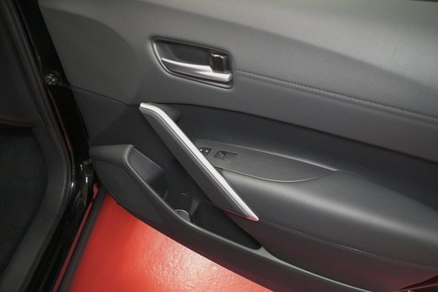 Certified 2024 Toyota Corolla Cross XSE image 29