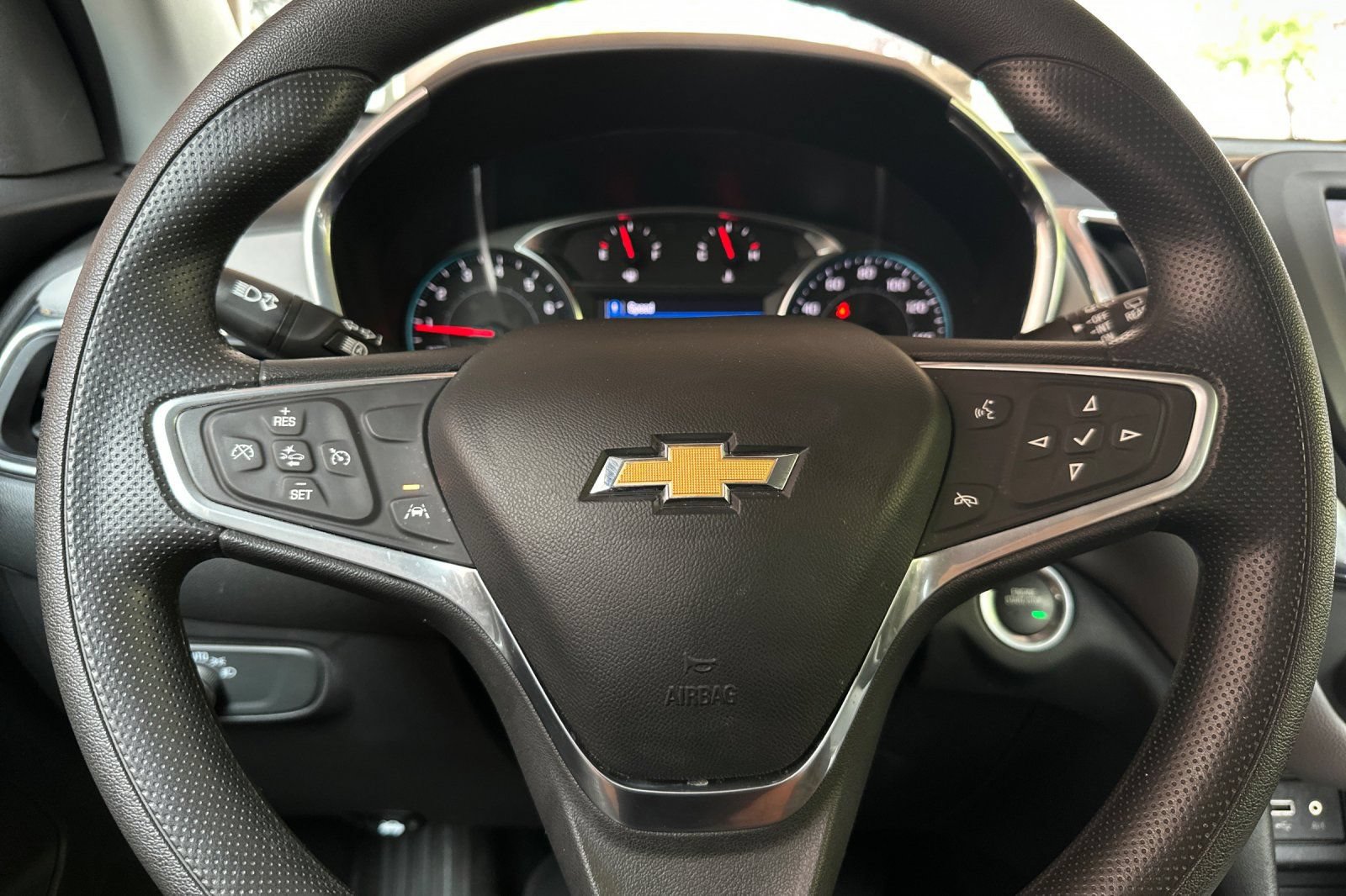 Used 2023 Chevrolet Equinox LS w/ LS Convenience Package AWD/4WD image 30