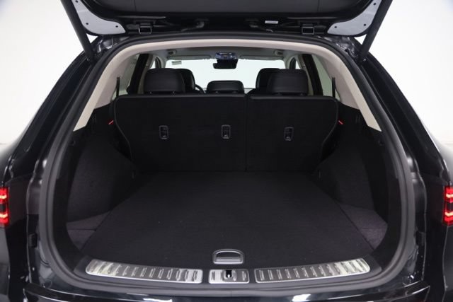 New 2027 Genesis GV70 2.5T Select AWD/4WD image 12