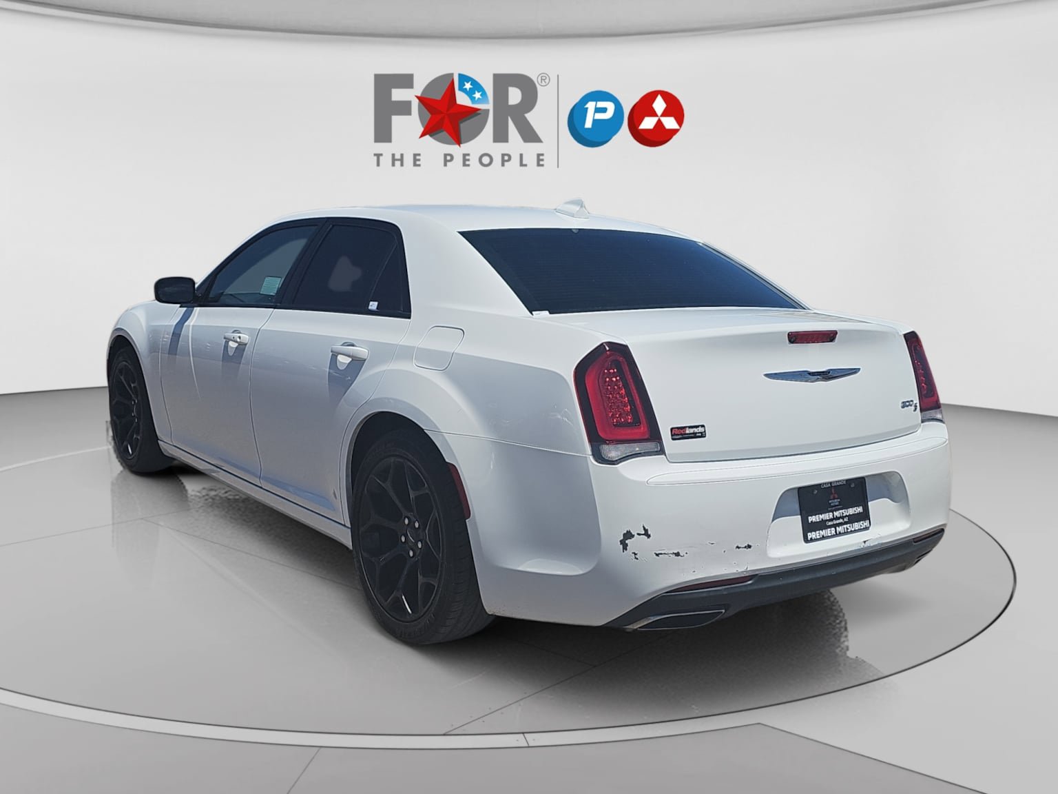 Used 2020 Chrysler 300 S RWD image 3