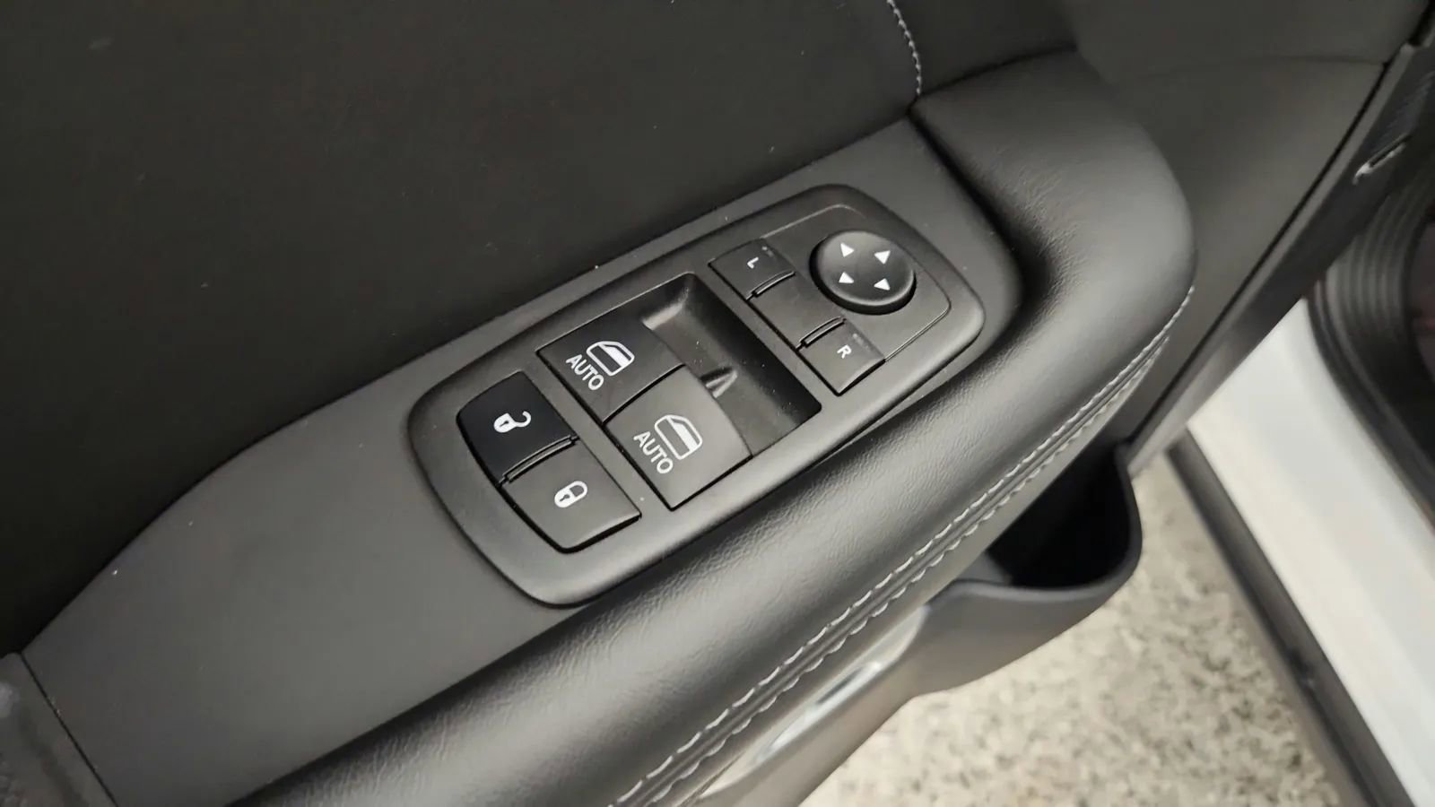 Used 2023 Dodge Challenger R/T Scat Pack w/ Plus Package image 31