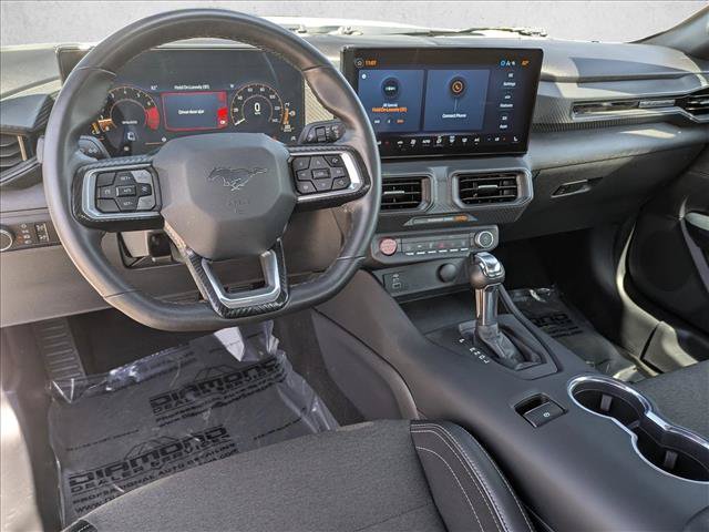 Used 2025 Ford Mustang Coupe RWD image 16