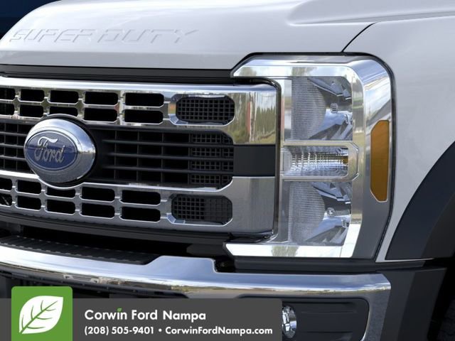 New 2026 Ford F550 4x4 Supercab Super Duty image 17