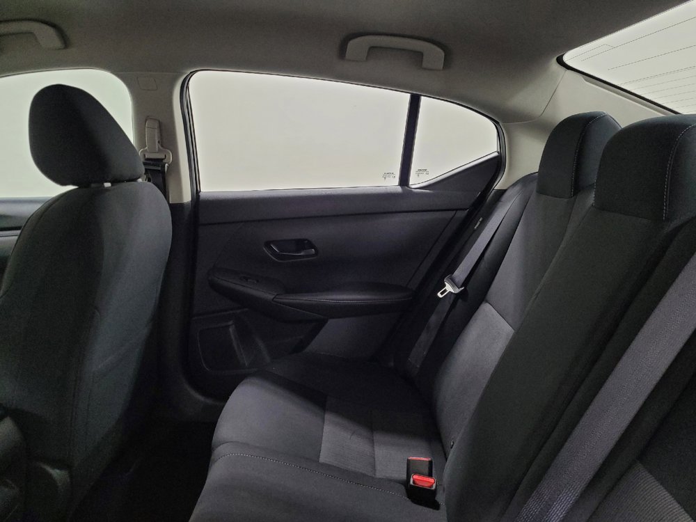 Used 2025 Nissan Sentra SV FWD image 18