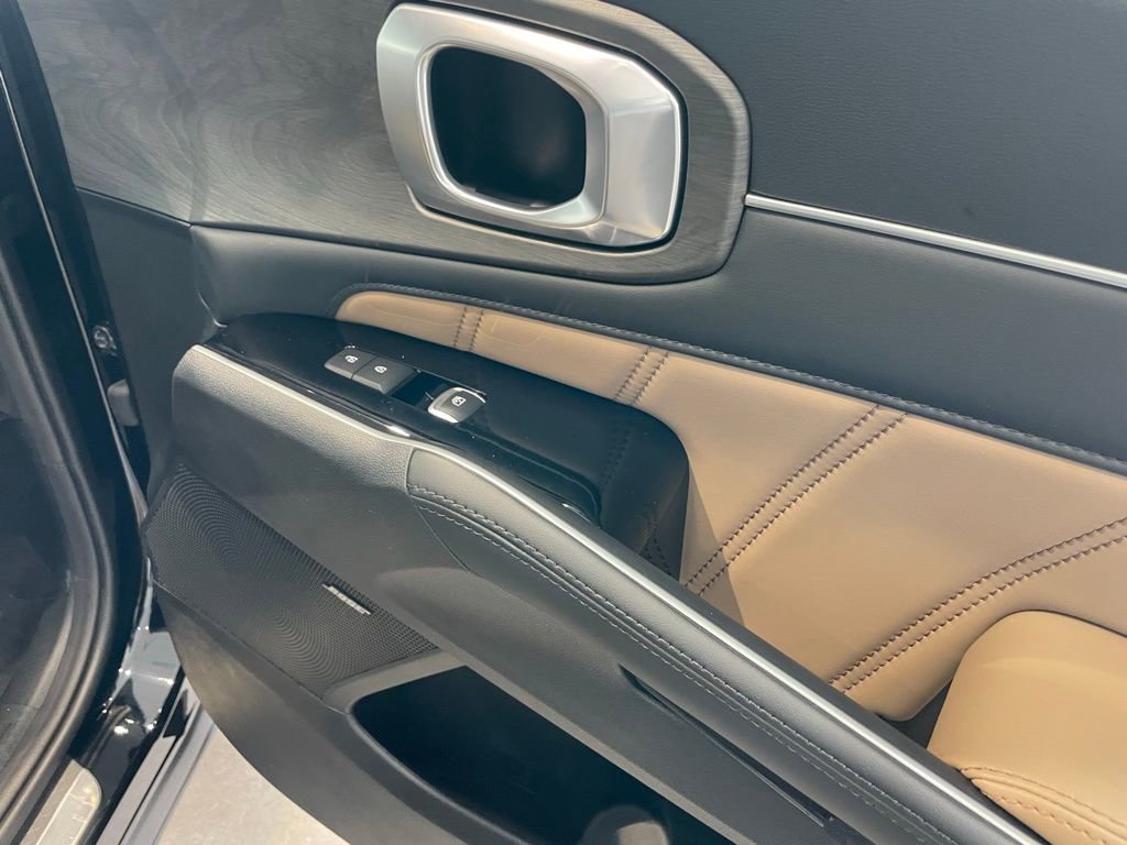 New 2026 Kia Sorento SX Prestige w/ Olive Brown Leather Package image 31
